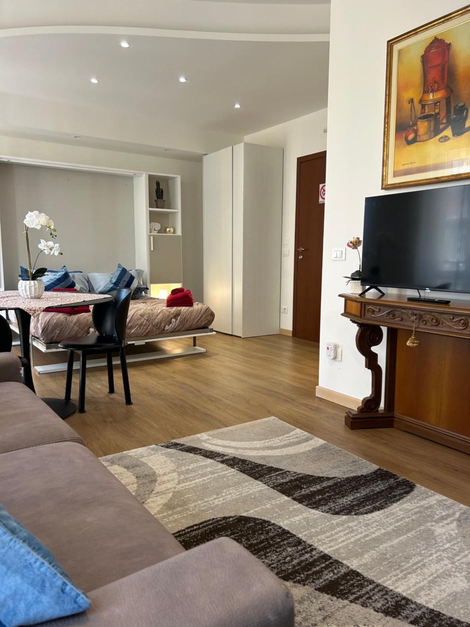 Valverde Apartment And Rooms Verona Kültér fotó
